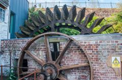 Cricklepit Mill, The outer waterwheel