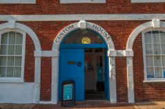 Exeter Custom House, The Custom House entrance