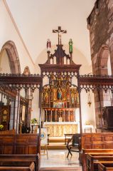Exeter, St Olave's Church, The chancel screen and sanctuary beyond