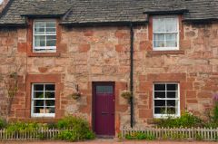 Fettercairn, Cottage on the market square