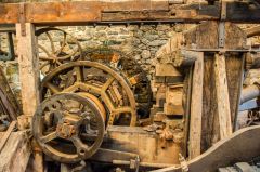 The water-driven foundry machinery