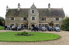 Fulbeck Manor and classic Riley cars (c) Richard Green