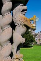 Glamis Castle, Heraldic lion on sundial