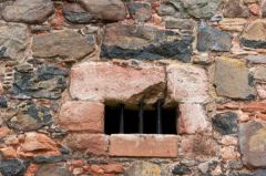 16th century gun port