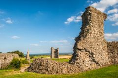 Hadleigh Castle, Edward III's barbican gate