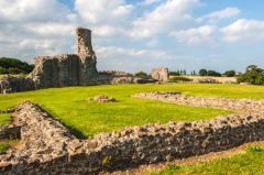 Hadleigh Castle, Foundation walls of the solar chamber