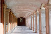 Hampton Court Palace, Fountain Court cloisters