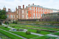 Hampton Court Palace, Pond Garden