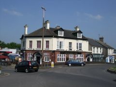 Burrells Arms pub (c) Paul Gillett