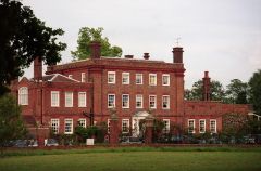 Henlow Grange (c) Stephen Richards