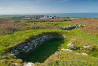 Semi-circular hut foundation