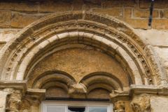 Jews House, First floor window decoration