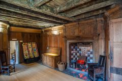 Second floor panelled chamber