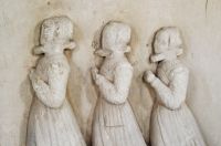 Kedington, St Peter & St Paul's Church, Barnardiston tomb carving