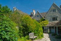 Kelmscott Manor, Brewhouse and paved yard