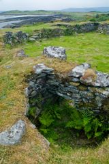 The chamber built into the wall thickness