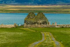 Approaching the chapel