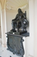 Charles I statue