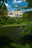 Leeds Castle, Castle and lake