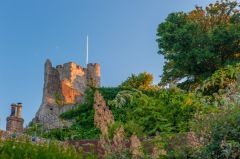 Lewes Castle and Barbican House Museum, The castle in evening light