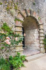Lewes Castle and Barbican House Museum, Entrance to the shell keep