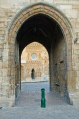 Arched passage through the gate