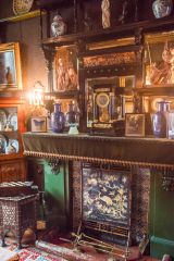 Fireplace in the first floor parlour