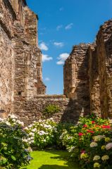Gardens planted in the ruins of the priory church