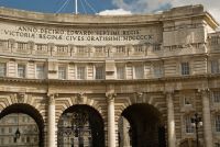 London, Admiralty Arch inscription