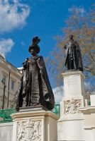 London, George VI and Queen Mary memorials
