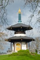 London, Peace Pagoda, Battersea Park