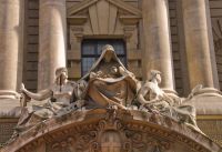 Old Bailey Central Criminal Court, Entrance portico