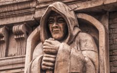 An ominous figure outside the Dungeon entrance