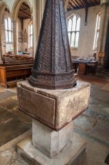 Lyddington, St Andrew Church, The simple Norman font