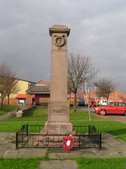 The war memorial (c) John Readman