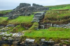 Approaching the broch