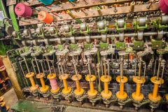 Pirn winding machine