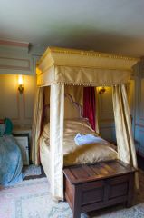 The Georgian bedchamber