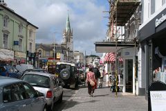 Queen street (c) Martin Bodman