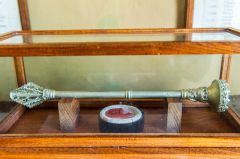 The Newtown Mace replica