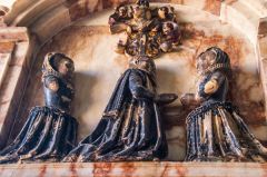 Offord Darcy, St Peter's Church, Carving detail from the Nailor memorial