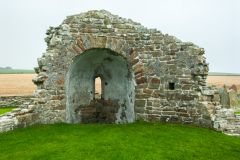 Looking into the apse