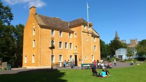 Pittencrieff House Museum