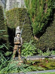 The Fire Boy fountain (c) Oosoom