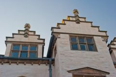 Stepped gable decoration