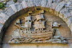 Ship carving on an archway