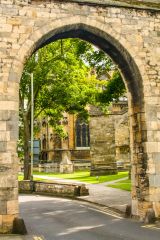 The central gateway arch