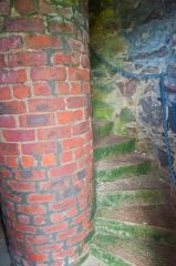 Prop of Ythsie, Internal staircase