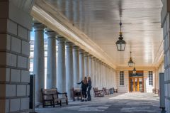 The colonnade passage
