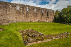 Foundation walls and the chancel